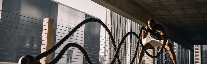 k1集团体育用品研发与销售 - 高科技运动装备与服装展示